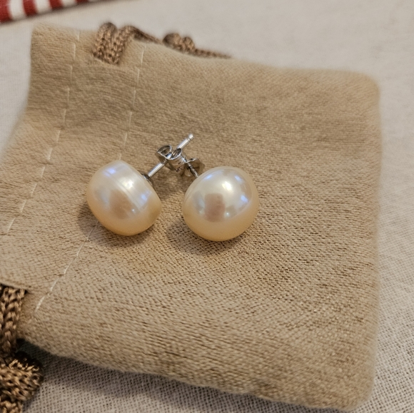 Jewelry - 12-13mm Peach Cultured Freshwater Pearl earrings